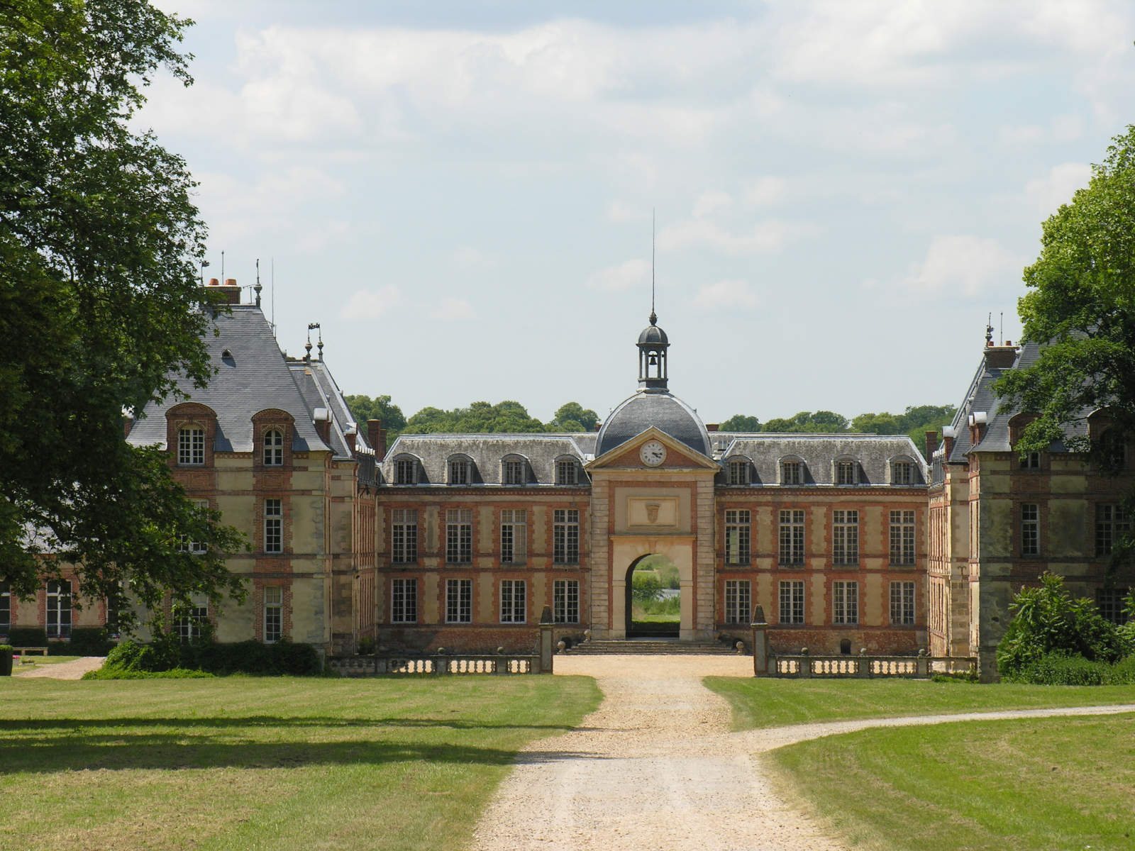Le château de Pontchartrain, à Jouars-Pontchartrain
